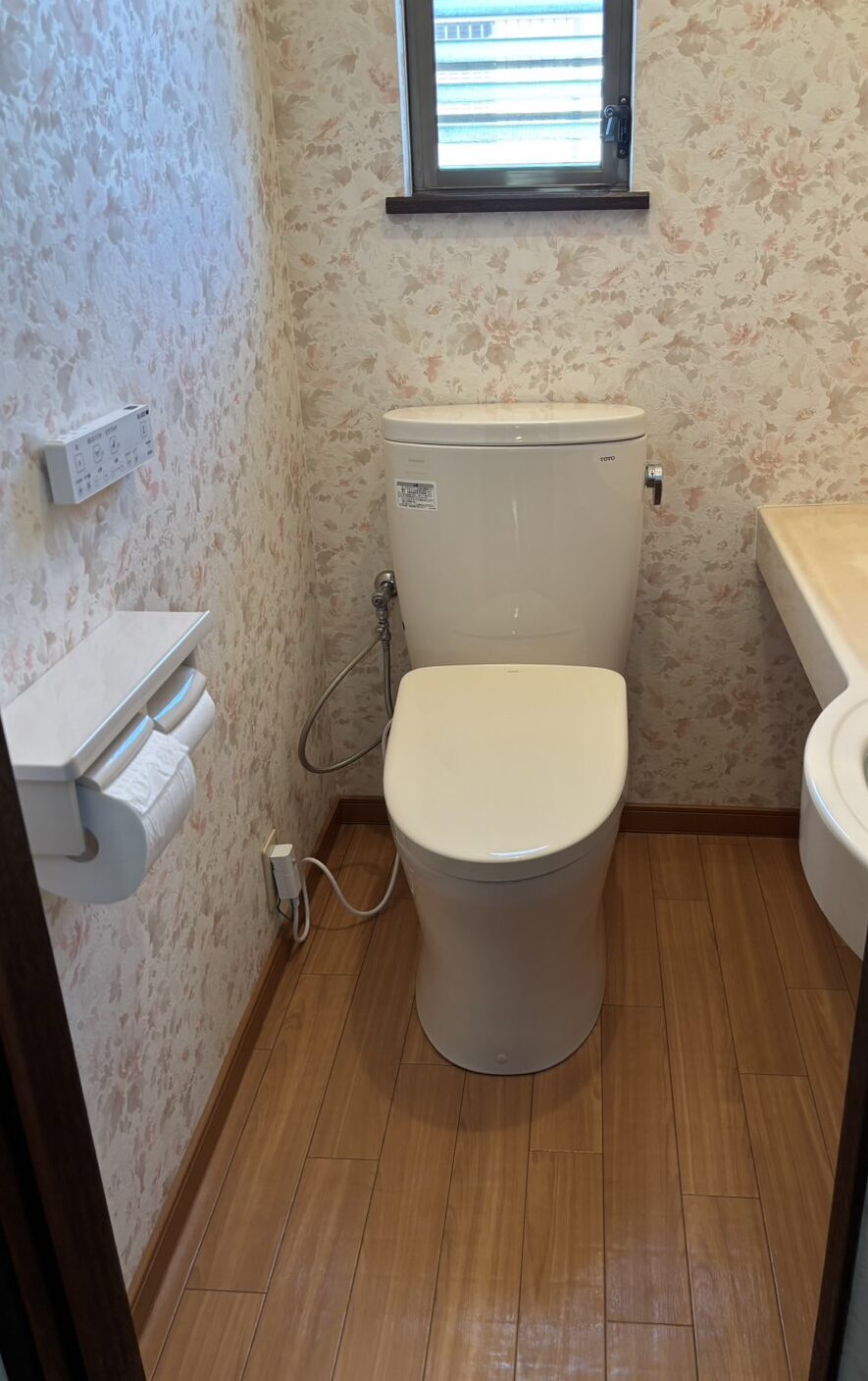 Ｋ様邸　ＴＯＴＯウォシュレット取替え
