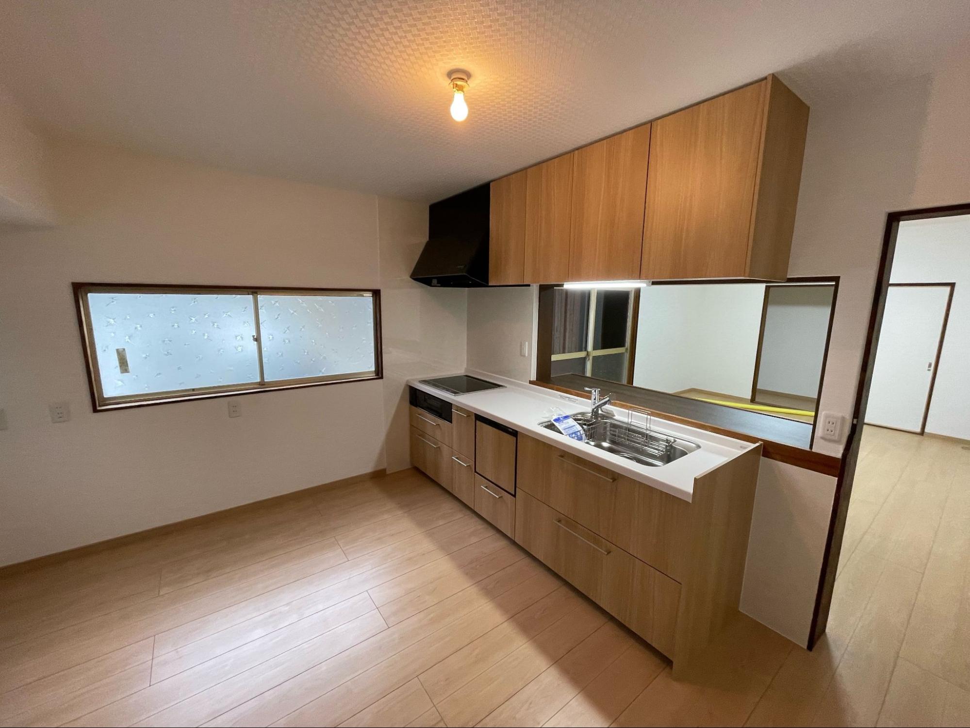 北九州市にある有限会社カネタケの、キッチンリフォームビフォーアフター(施工事例)