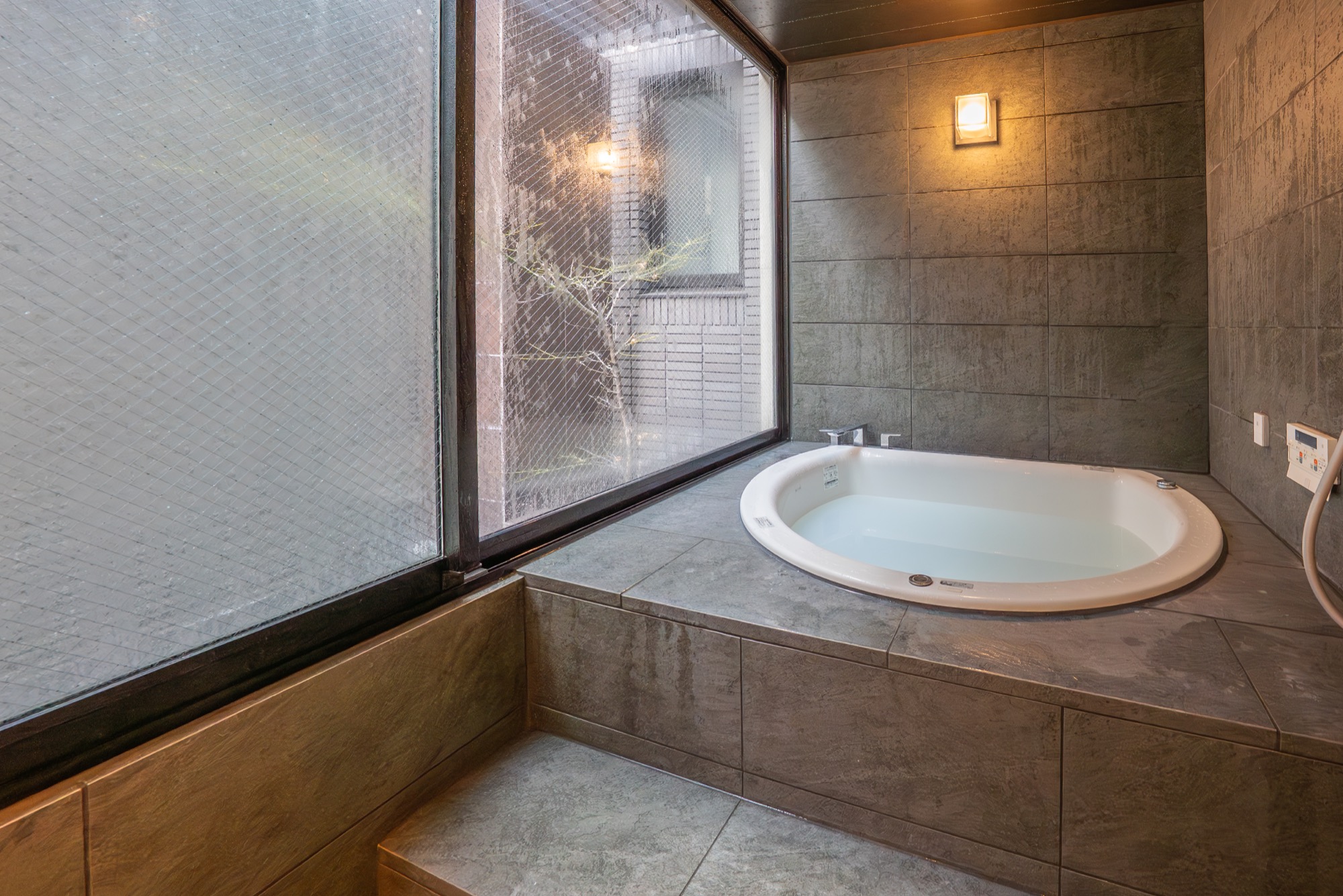 北九州市にある有限会社カネタケの、浴室リフォーム(施工事例)