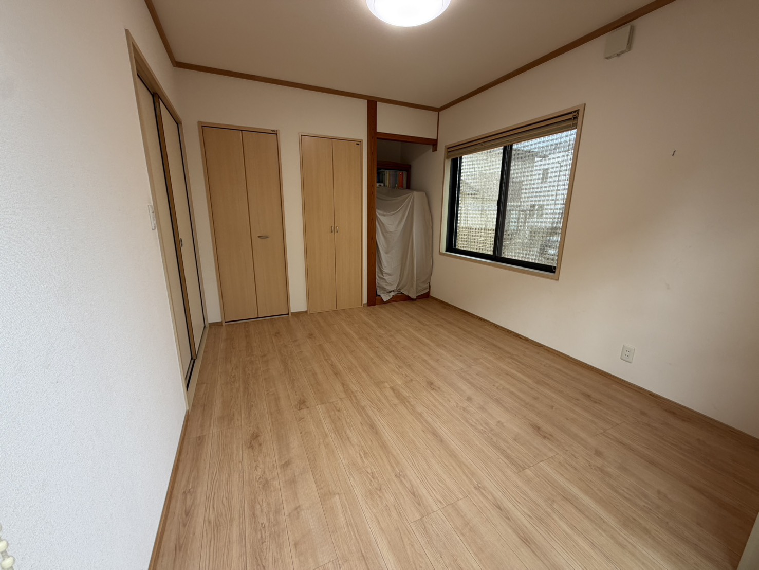 和室を洋室へリフォーム｜ピアノ設置のための床補強で快適な空間に