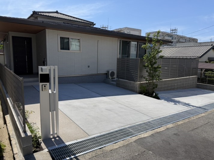 新築住宅の外構工事｜境界フェンス・目隠しフェンスでプライバシーと快適なお庭を実現